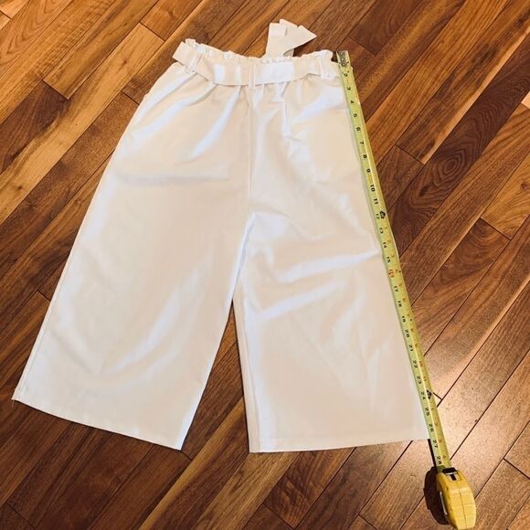 PAPERBAG style capris - Picture 5 of 5